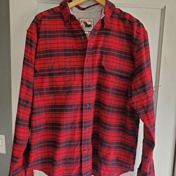 Ladies Cabin Flannel – The Black Dog, size L, red/black plaid, NWT - Picture 1 of 12